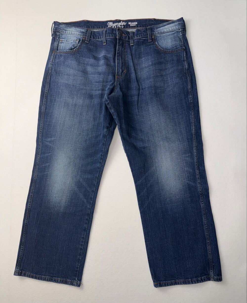 Wrangler retro men’s relaxed boot blue jeans